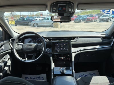 2023 Jeep Grand Cherokee Laredo