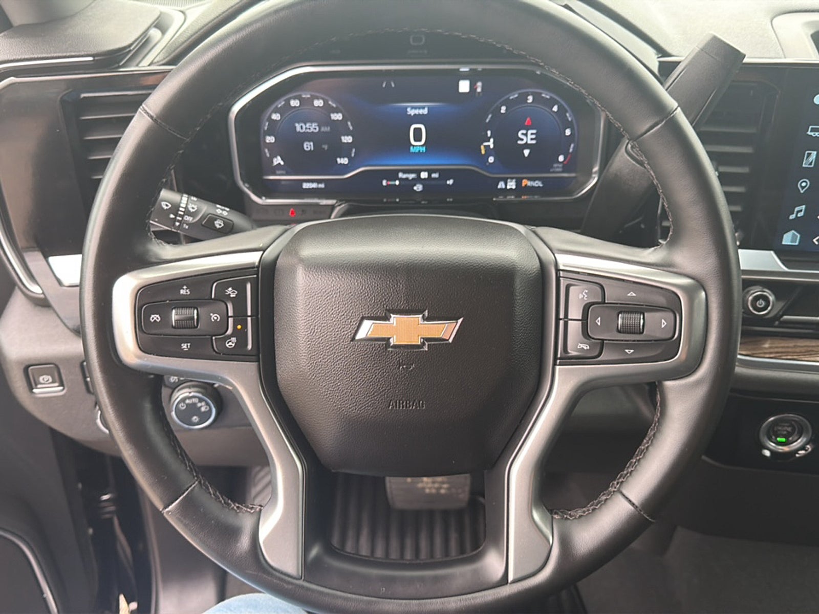 2023 Chevrolet Silverado 1500 LT (2FL)