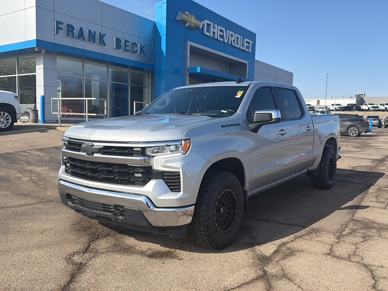 2022 Chevrolet Silverado 1500 LT (2FL)