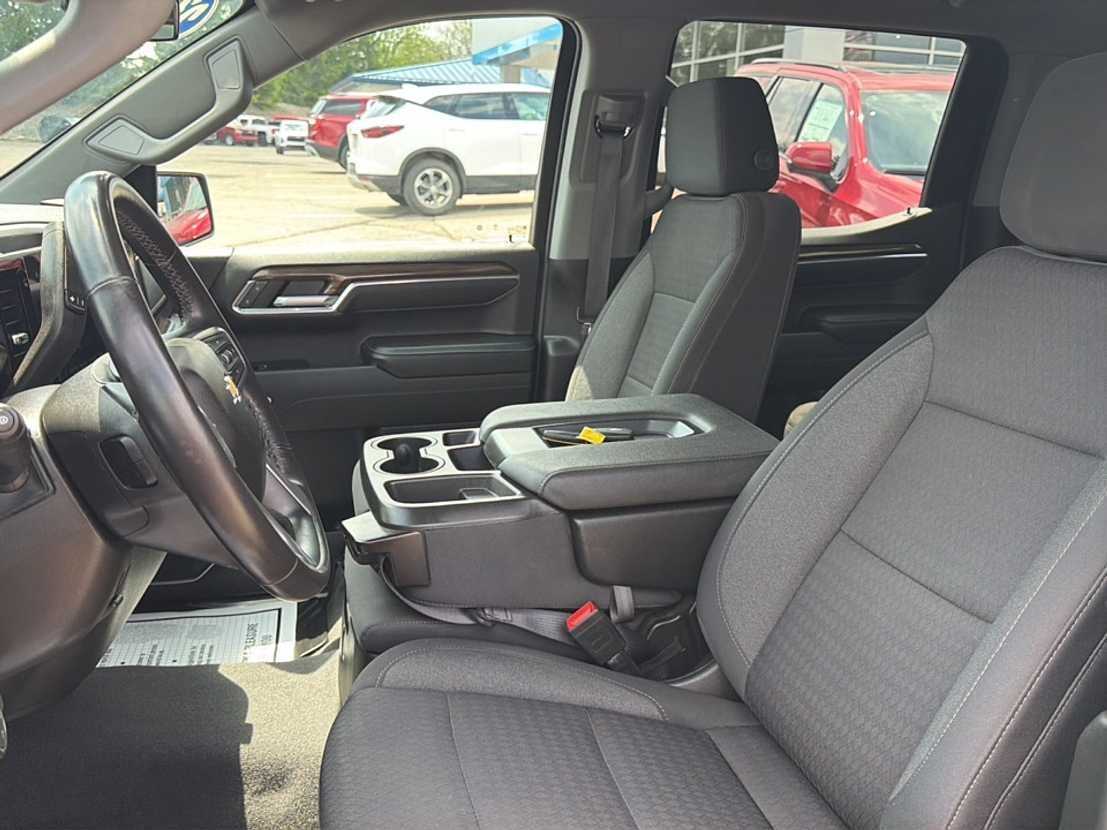 2023 Chevrolet Silverado 1500 LT (2FL)