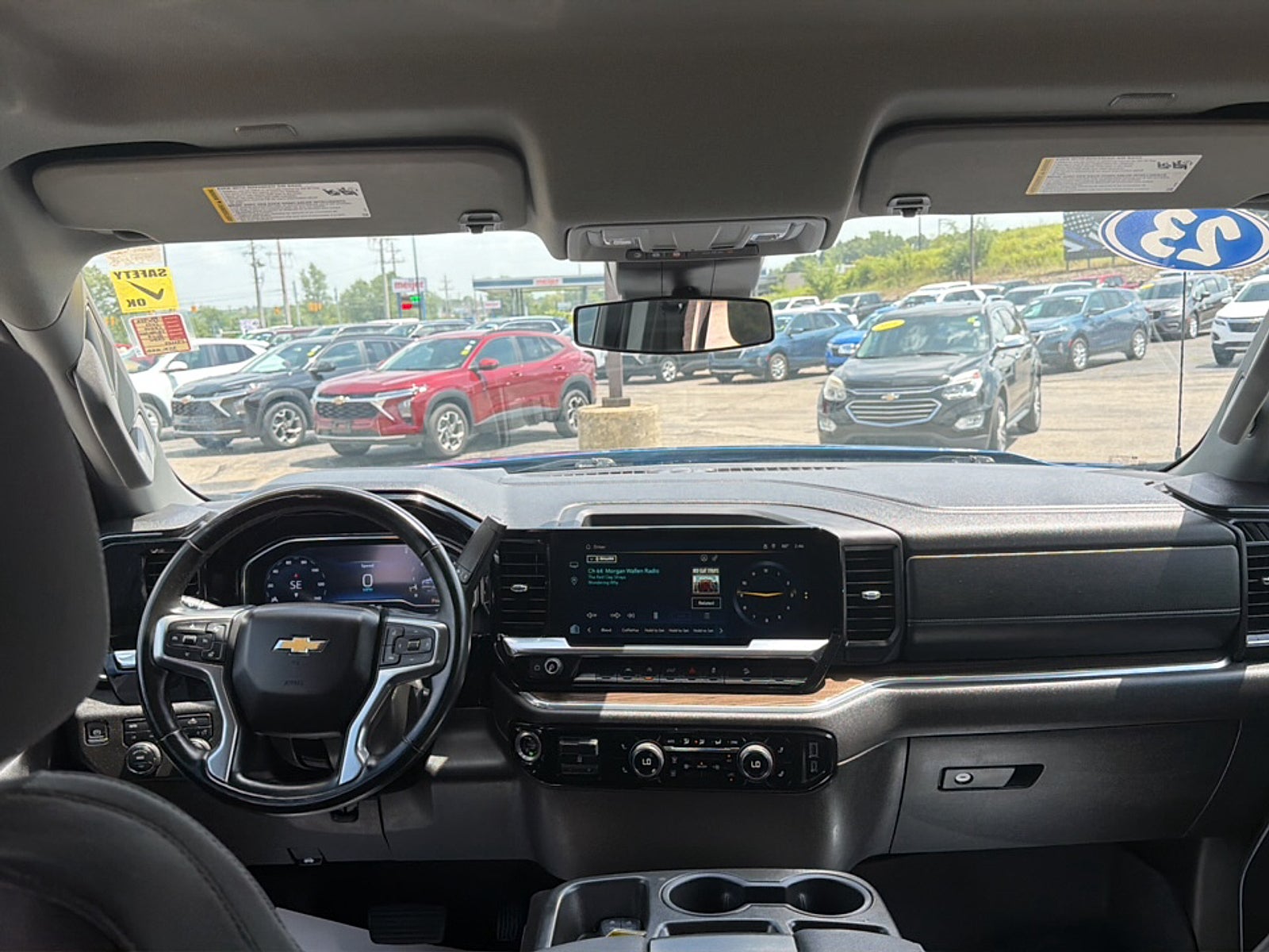 2023 Chevrolet Silverado 1500 LT