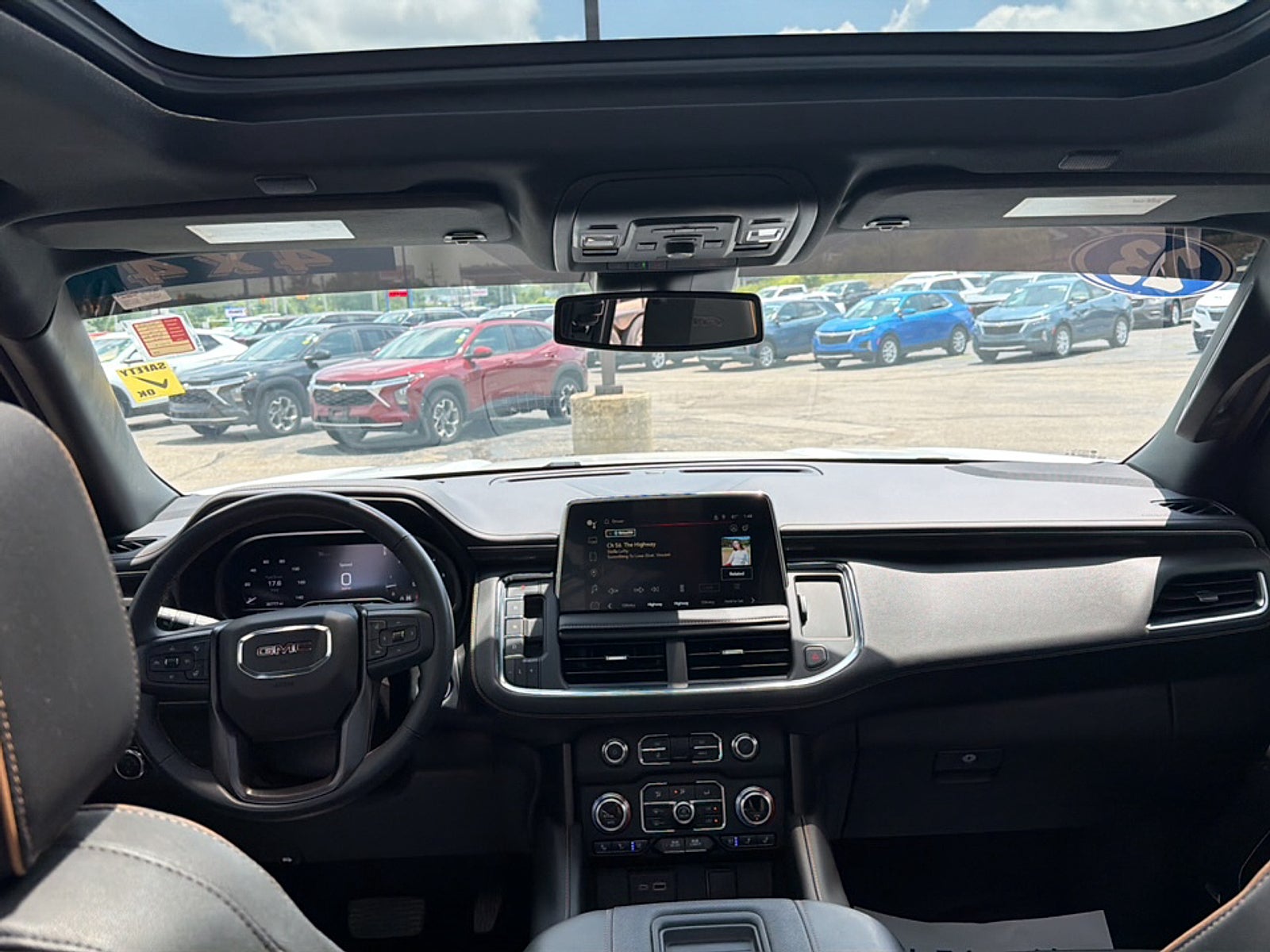 2023 GMC Yukon XL AT4