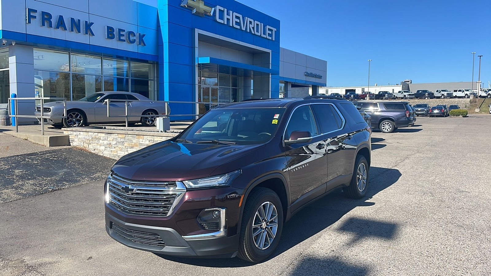 2022 Chevrolet Traverse LT Cloth