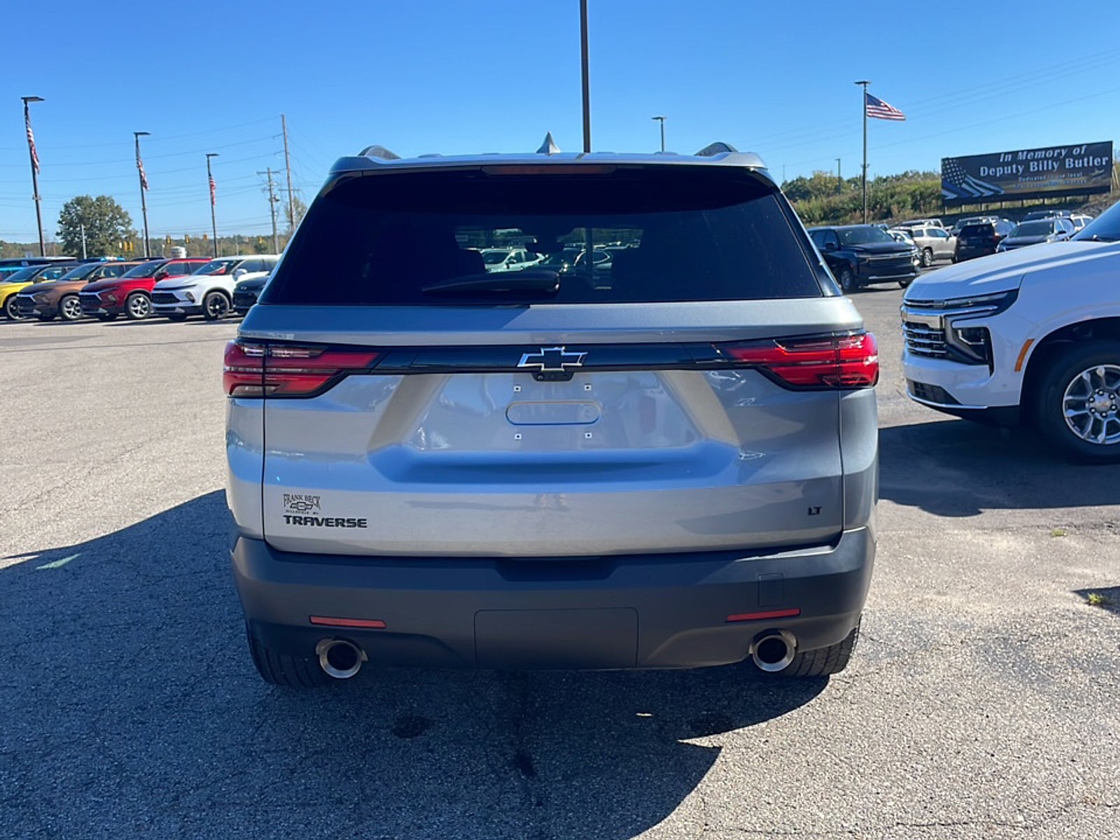 2023 Chevrolet Traverse LT Cloth