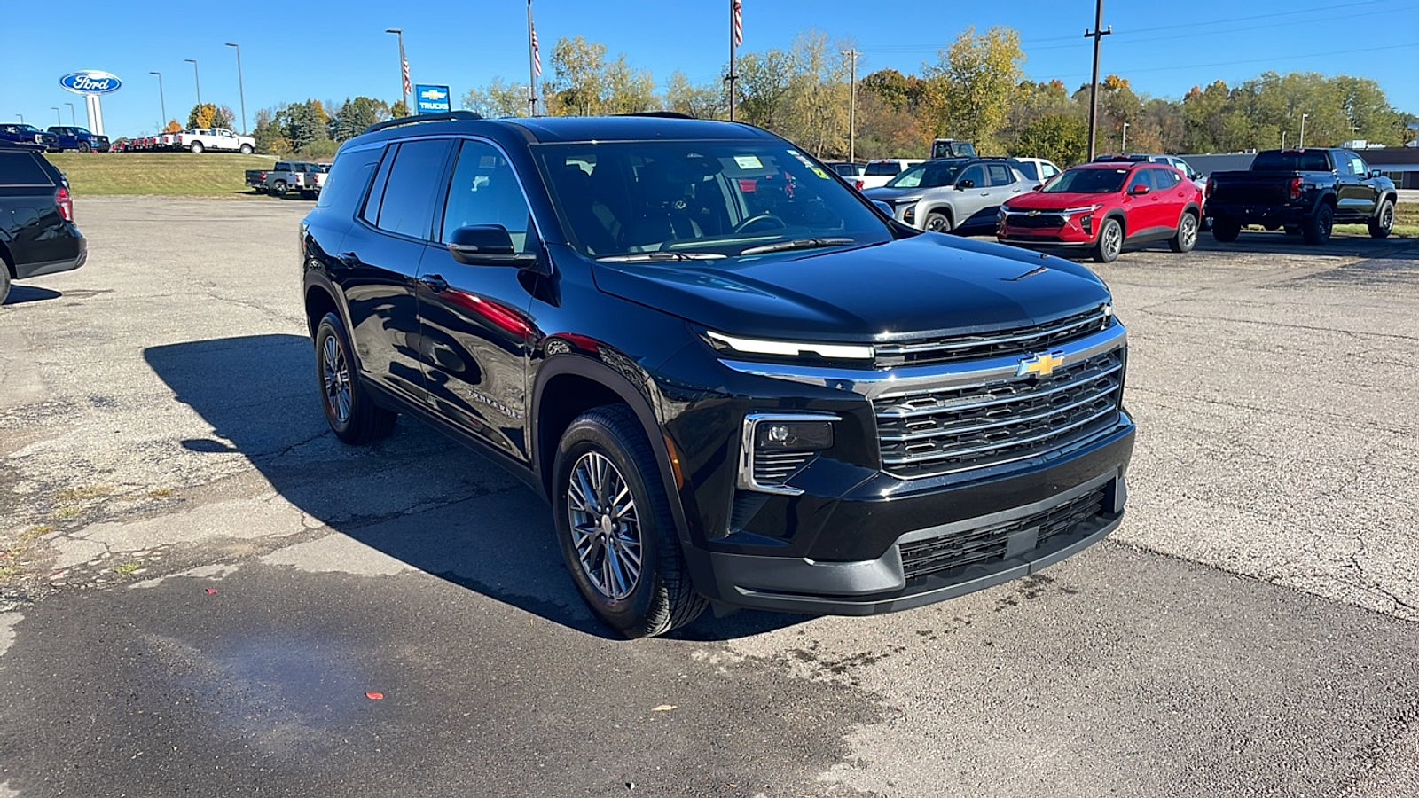 2025 Chevrolet Traverse LT