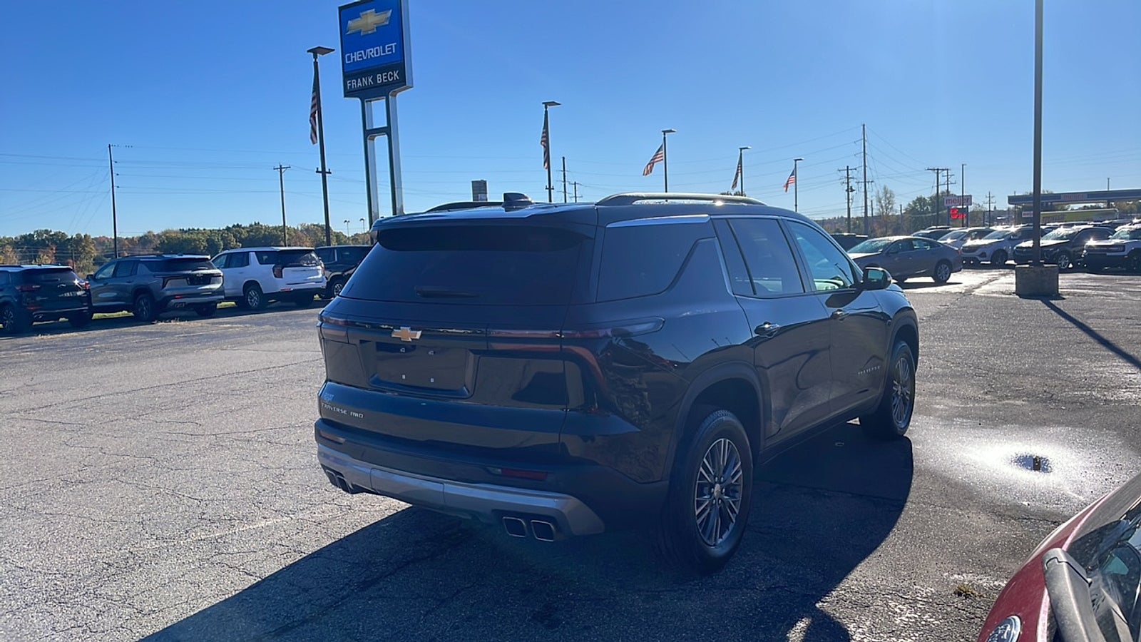 2025 Chevrolet Traverse LT