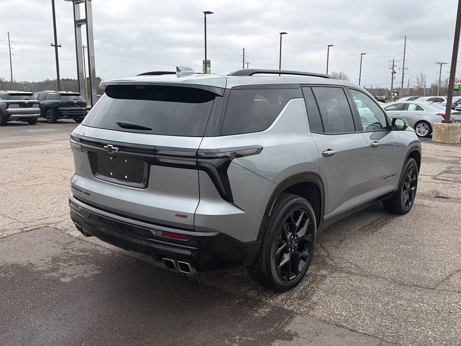 2025 Chevrolet Traverse RS