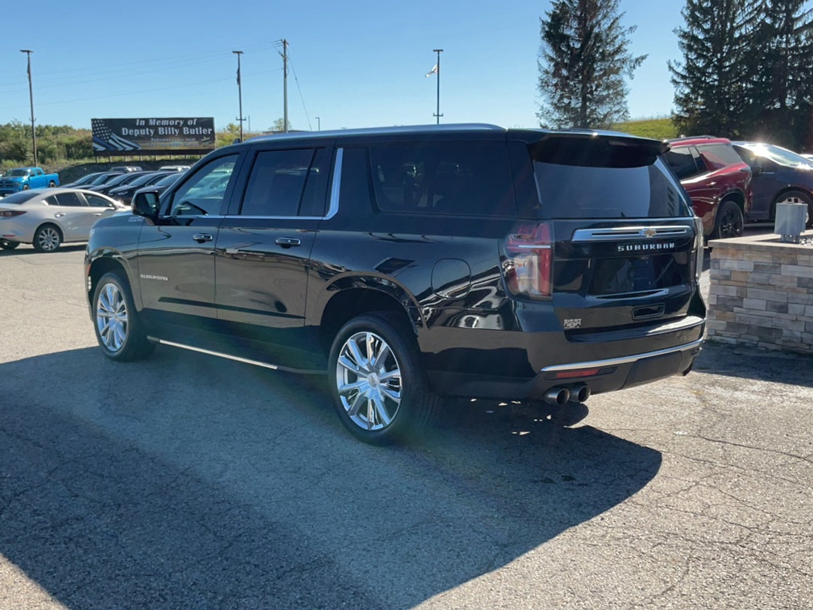 2023 Chevrolet Suburban High Country