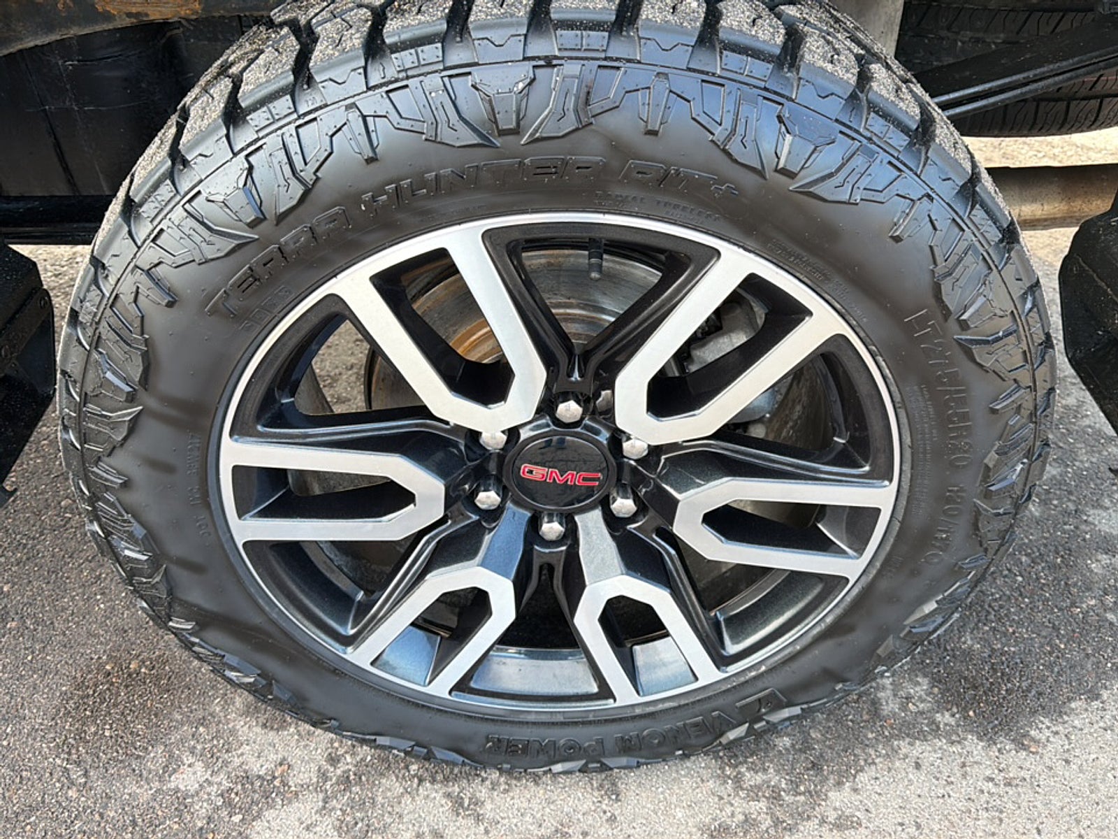 2023 GMC Sierra 1500 AT4