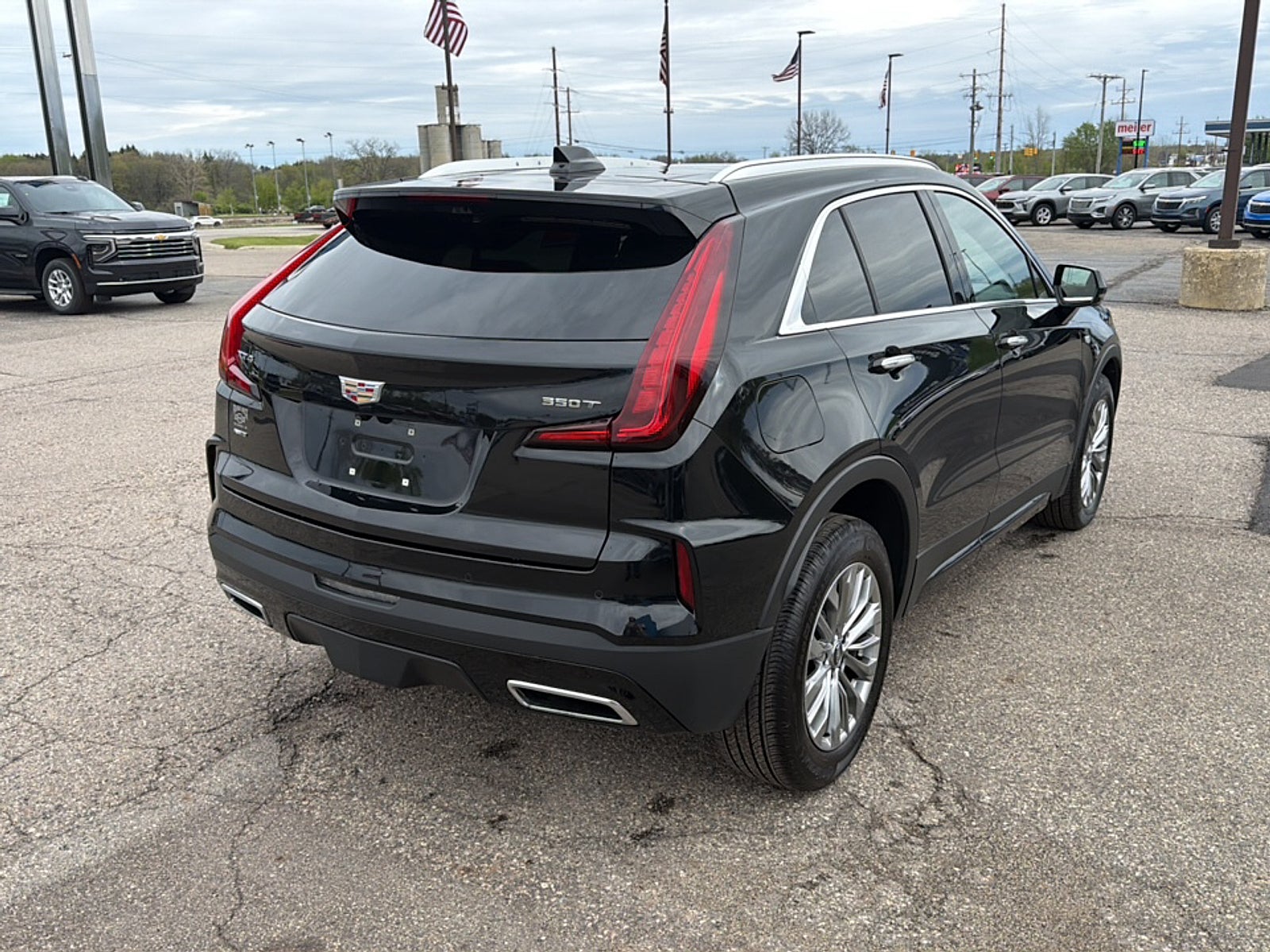2024 Cadillac XT4 Premium Luxury