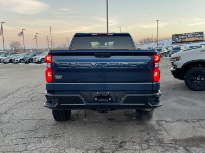 2022 Chevrolet Silverado 1500 Custom Trail Boss