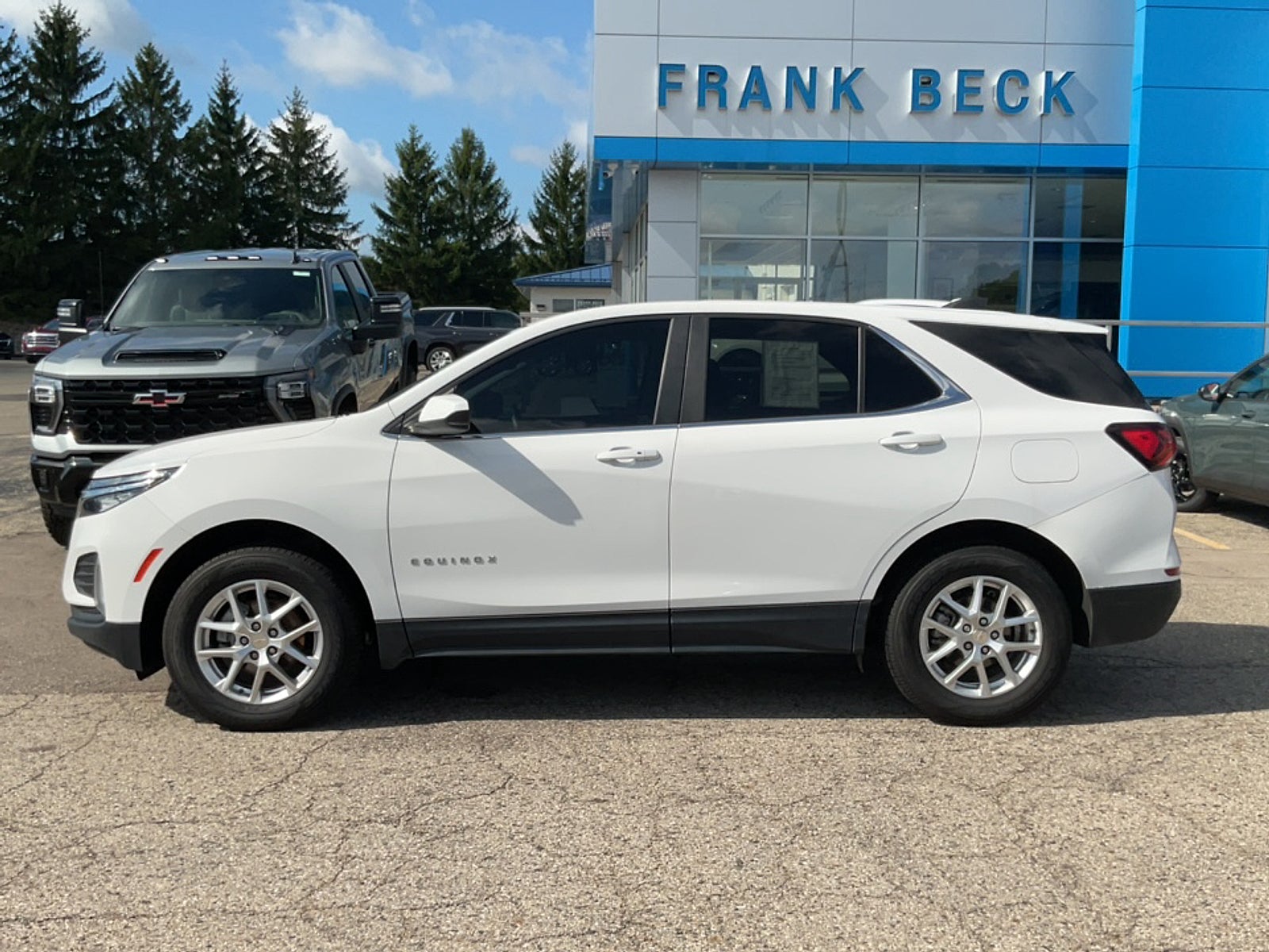 2024 Chevrolet Equinox LT