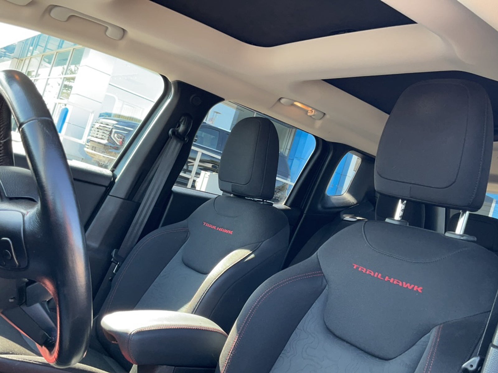 2015 Jeep Renegade Trailhawk